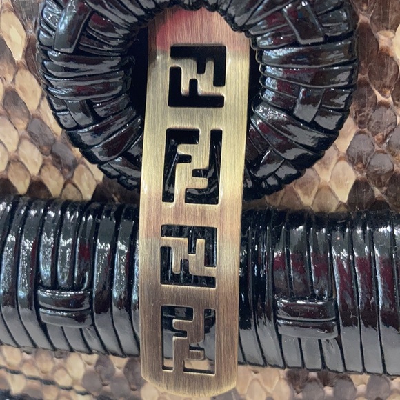 Rare python runway Fendi bag - Picture 3 of 17